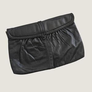 Antonia Vintage Leather Black Clutch